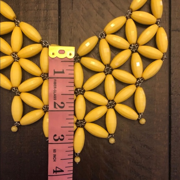 Yellow necklace - Picture 6 of 8